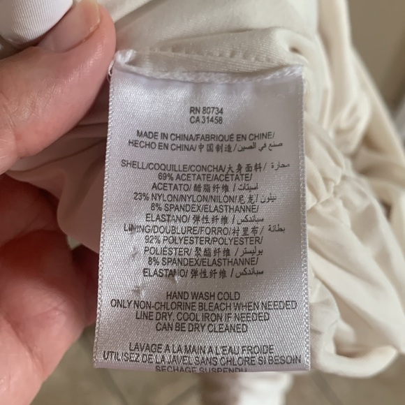 BCBGMAXAZARIA  dress ruching with one shoulder covered with angel wing sleeve - Picture 11 of 13